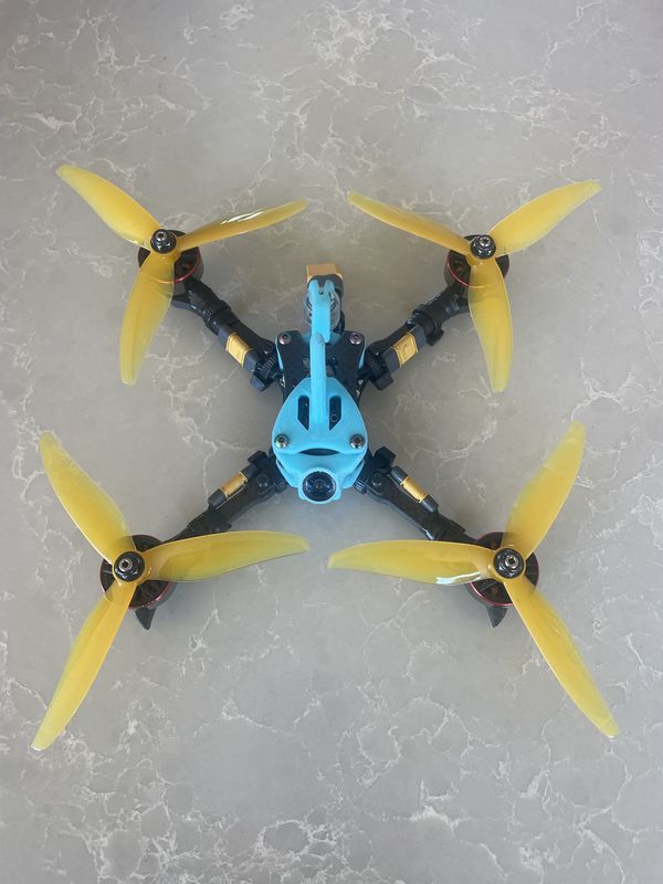 5” Yellow Bolt